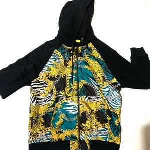 Versace hoodie, still new, worn a couple times, shoot me an offer.
